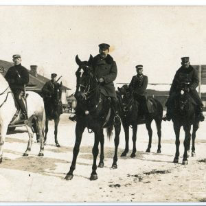 Antanas Smetona vizituoja Husarų pulką - 8,8 x 13,8 cm