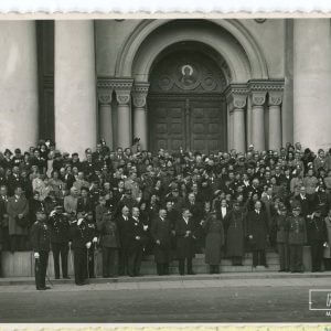 Antanas Smetona prie Įgulos bažnyčios Policijos dienos proga - Kaunas, 1934 metai - 8,5 x 13,5 cm