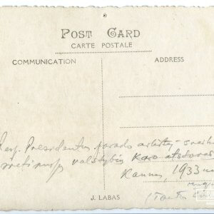 Alternative view of Antanas Smetona sveikinasi su užsienio šalių karo atašė - Kaunas, 1933 metai - 8,8 x 13,5 cm