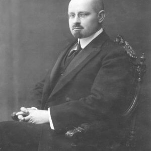 Lietuvos Respublikos Prezidento Aleksandro Stulginskio portretas (fotografuota tuo metu, kai Aleksandras Stulginskis ėjo Steigiamojo Seimo pirmininko pareigas) -1920 metai - Drobė (su porėmiu / be porėmio)