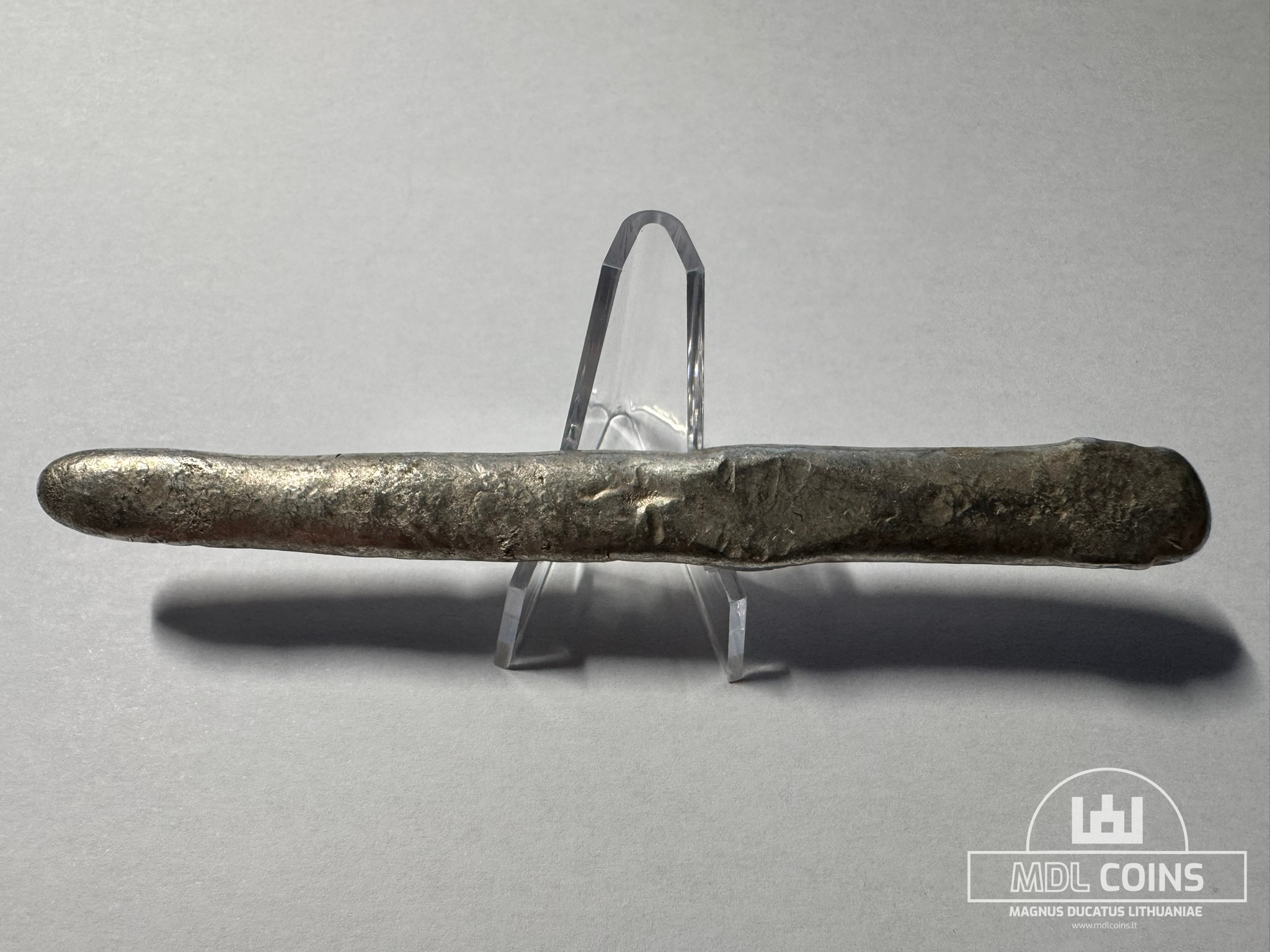 XIV amžiaus Lietuviškas sidabrinis lydinys / ilgasis su vienu įkirtimu (12,4 cm / 99,58 g) - Image 4