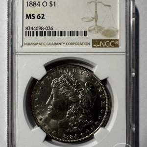 Alternative view of JAV - 1884 metų 1 doleris - "Morganas" - NGC MS62 - (Sidabras 900 / 26,73 g)